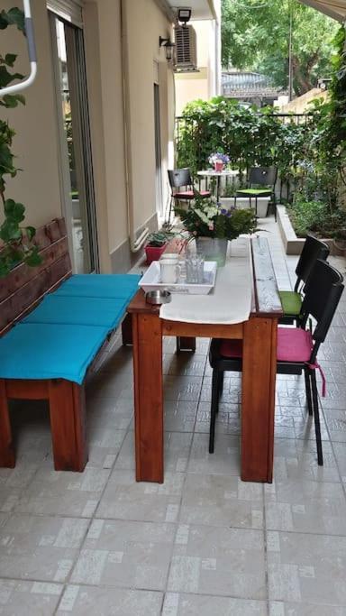 Irida Equanimity And Cozy Apartment