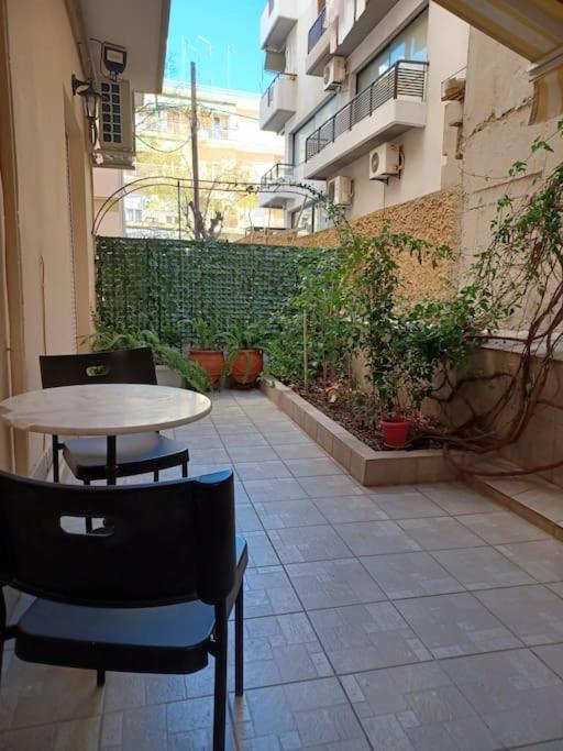 Irida Equanimity And Cozy Apartment *